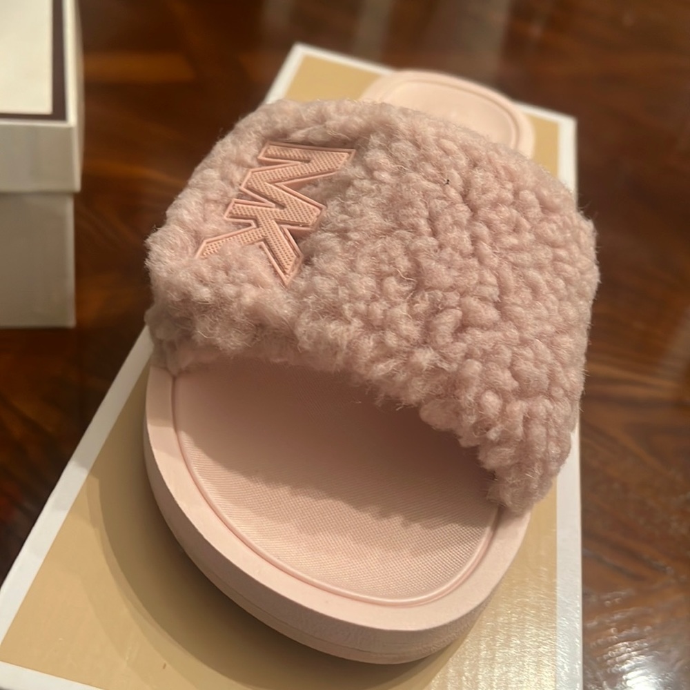 Pink MK Slides